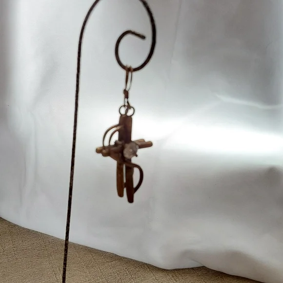 Vintage Christian Sterling Silver Cross Earrings with Clear Stone - Picture 4 of 4